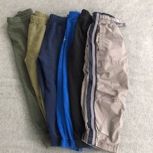 6 pairs of Boys sz 5 sweatpants